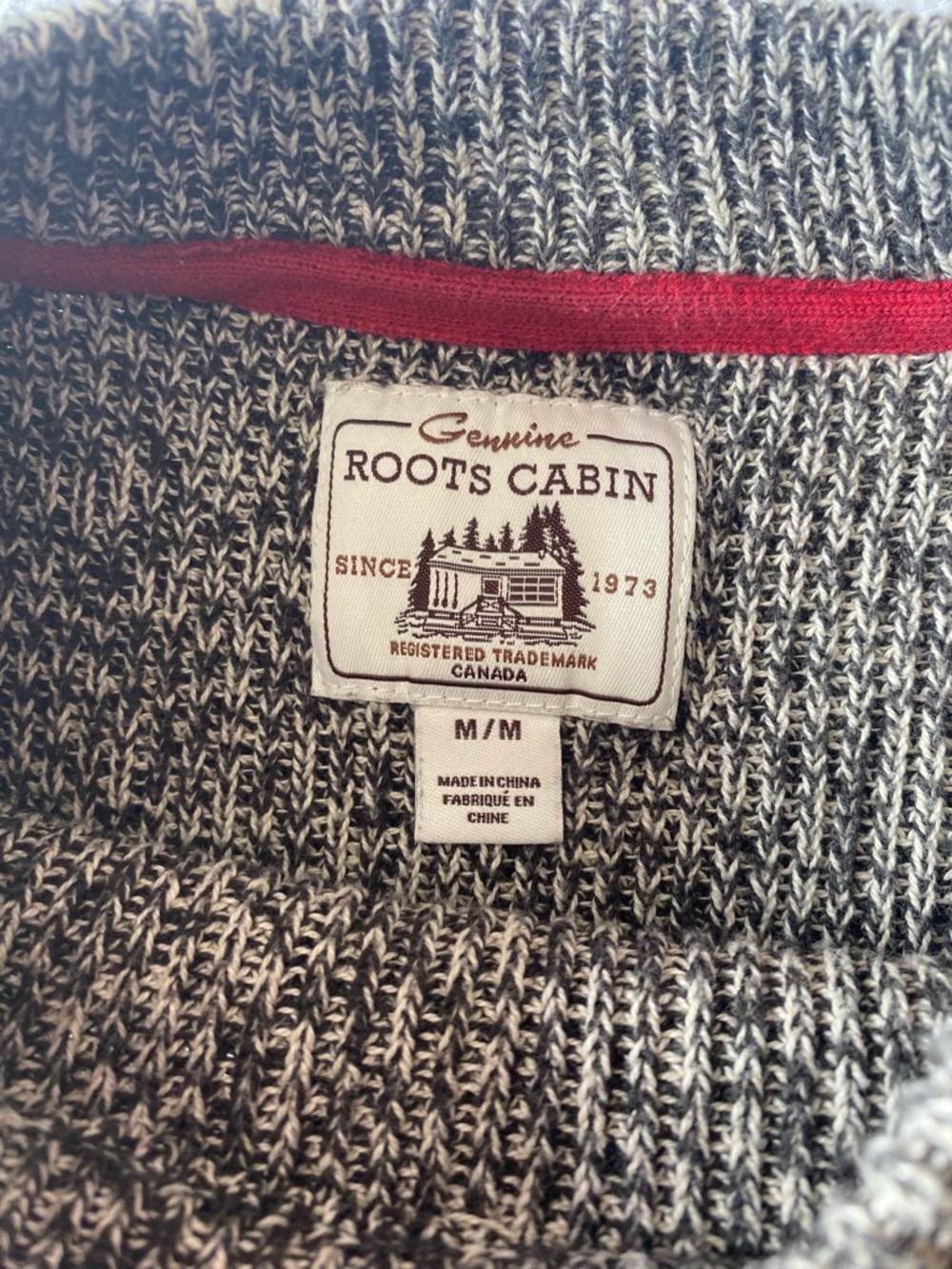 ROOTS Cabin Knit Heathered Gray Crewneck Sweater with Contrast Cuff - Picture 5 of 7